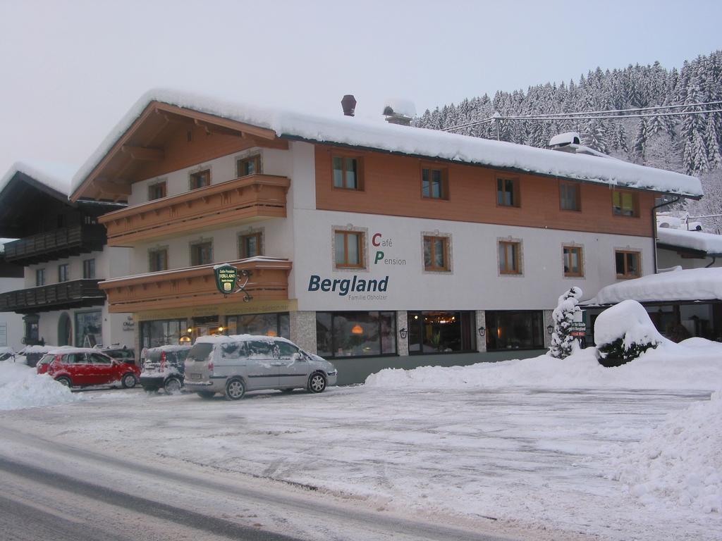 Haus Bergland Hotel Fieberbrunn Exterior photo
